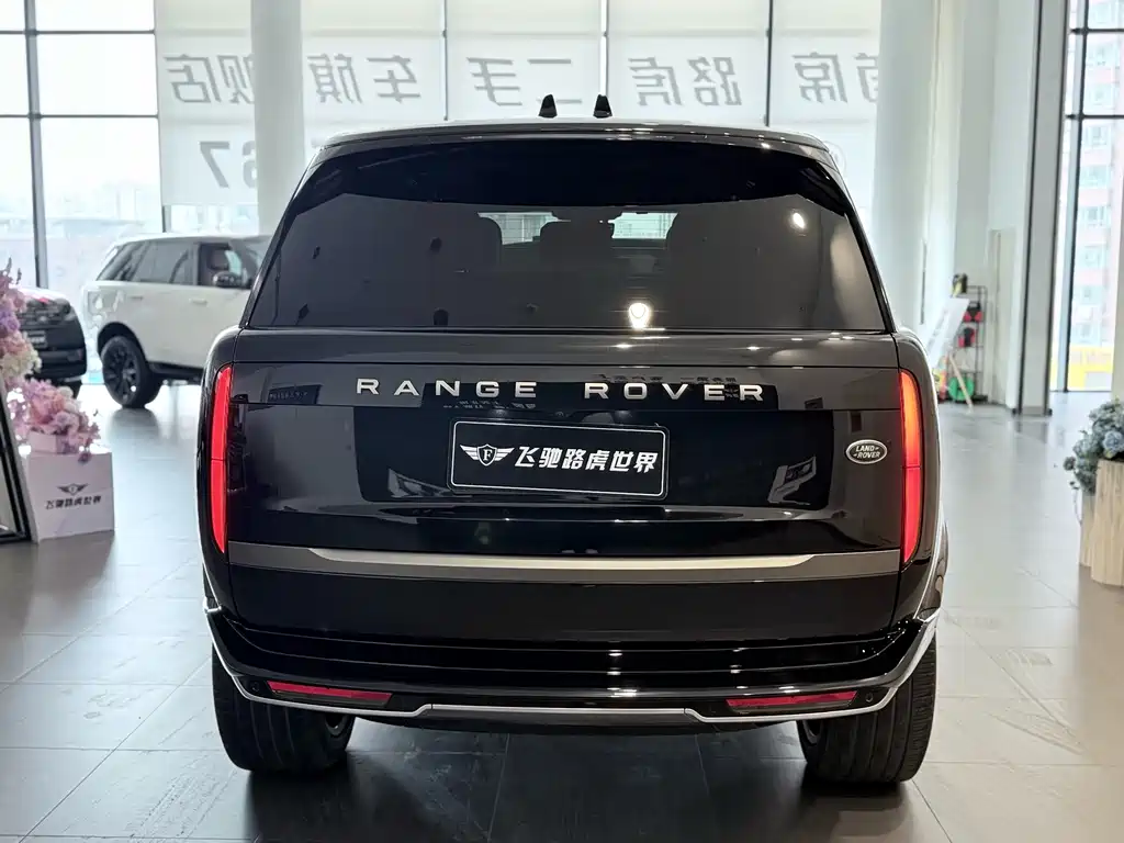 Range Rover 2023 3.0 L6 360PS Grand Edition купить на сайте DeffCars