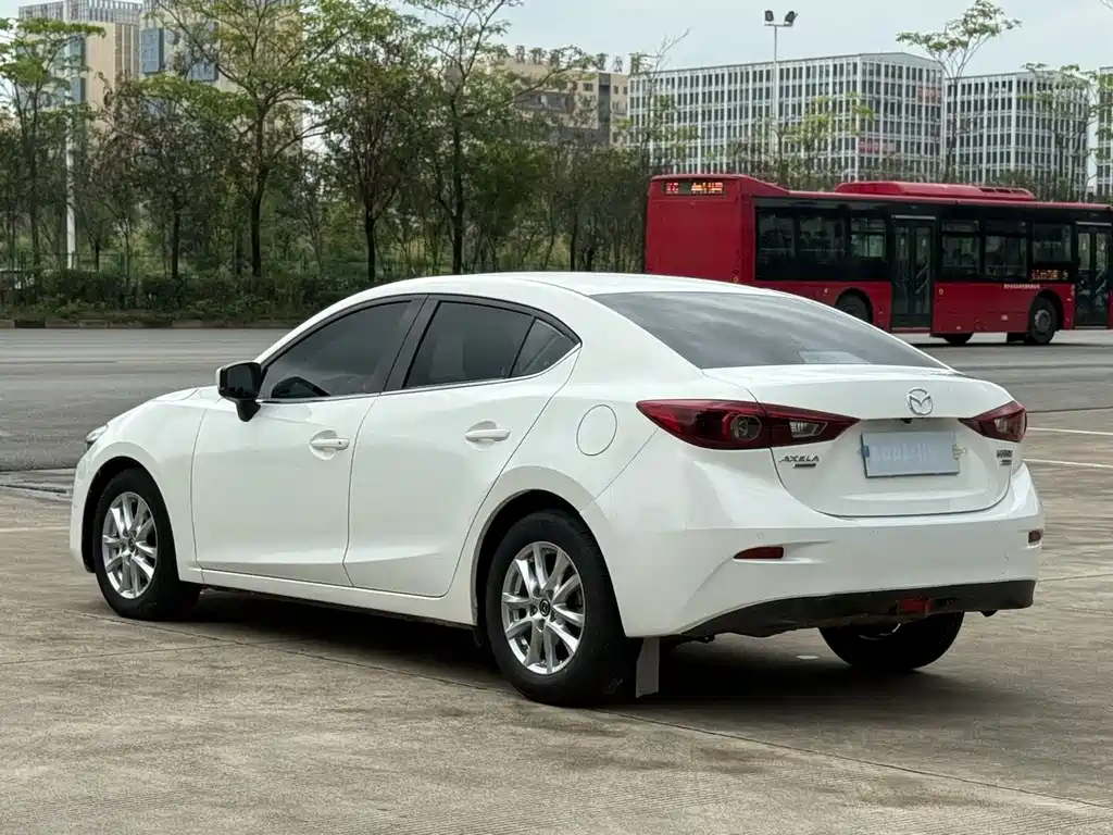 Mazda3 Angkesela 2019 Cloud Control Edition Sedan 1.5L Automatic Luxury Type National V купить на сайте DeffCars