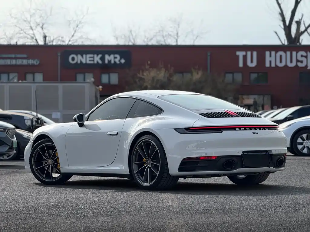 Porsche 911 2023 Carrera 3.0T купить на сайте DeffCars
