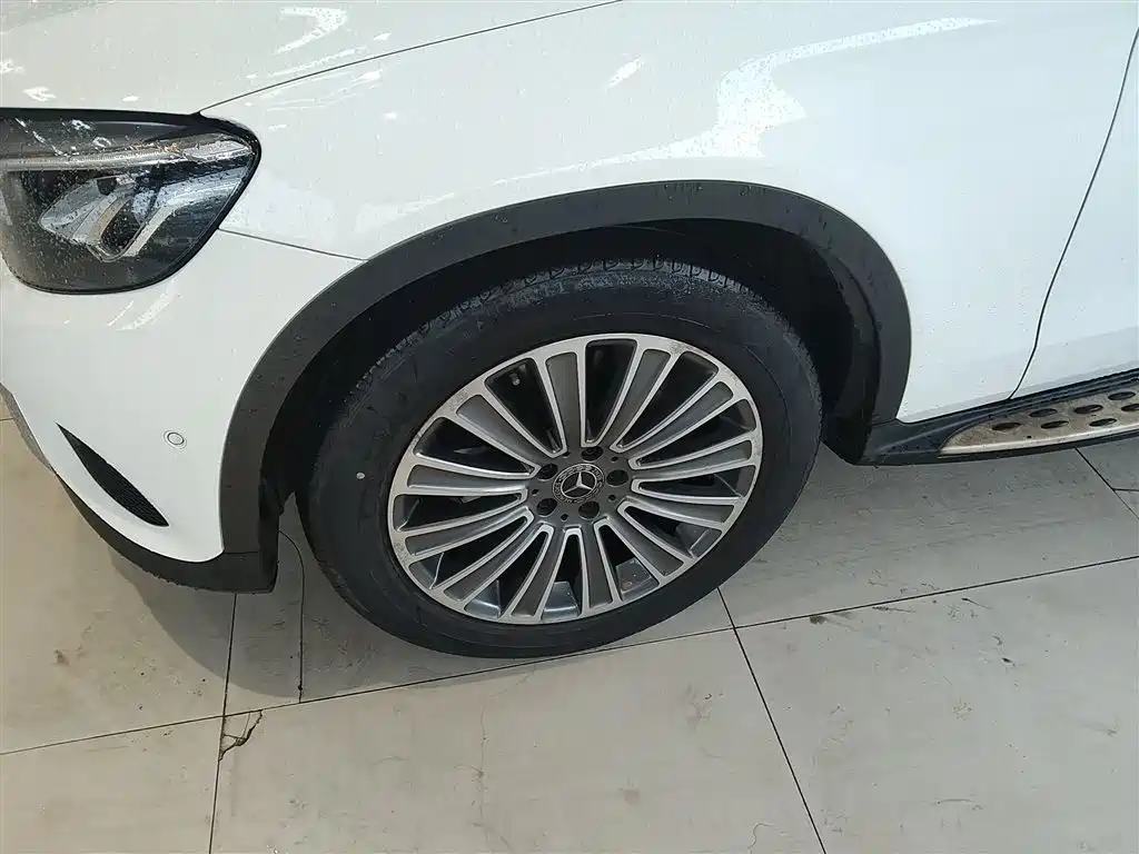 Mercedes-Benz GLC 2017 GLC 200 4MATIC купить на сайте DeffCars