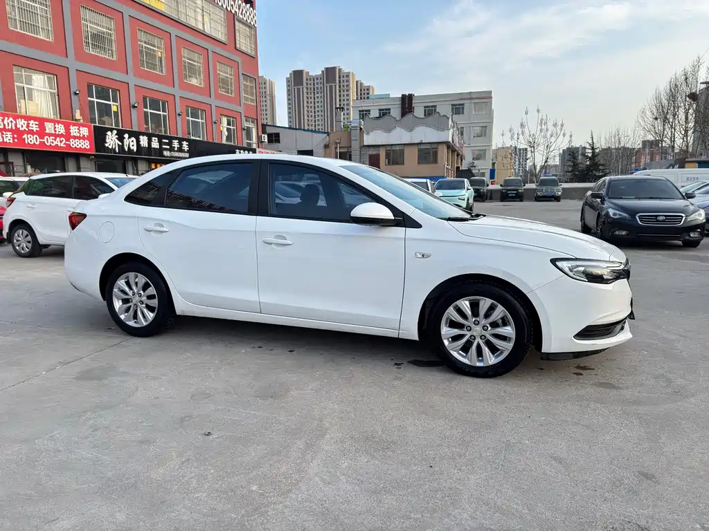 Yinglang 2021 model model 1.5L automatic elite model купить на сайте DeffCars