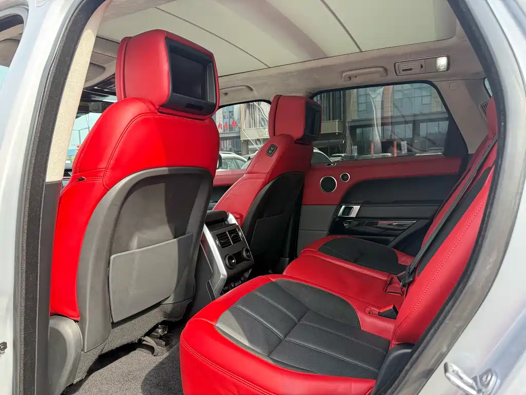 Range Rover Sport 2021 3.0 L6 HST купить на сайте DeffCars