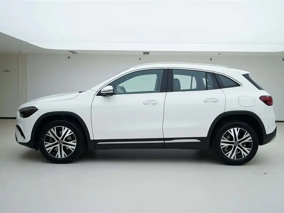 Mercedes-Benz GLA 2024 GLA 220 купить на сайте DeffCars