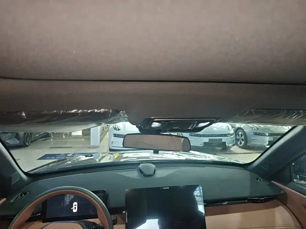 Changan UNI-Z 2025 1.5T Luxury Edition купить на сайте DeffCars
