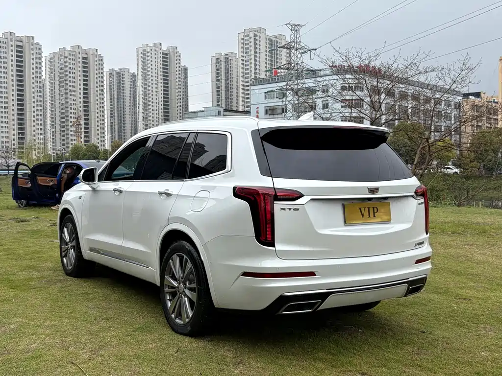 Cadillac XT6 2020 28T six-seat luxury model купить на сайте DeffCars