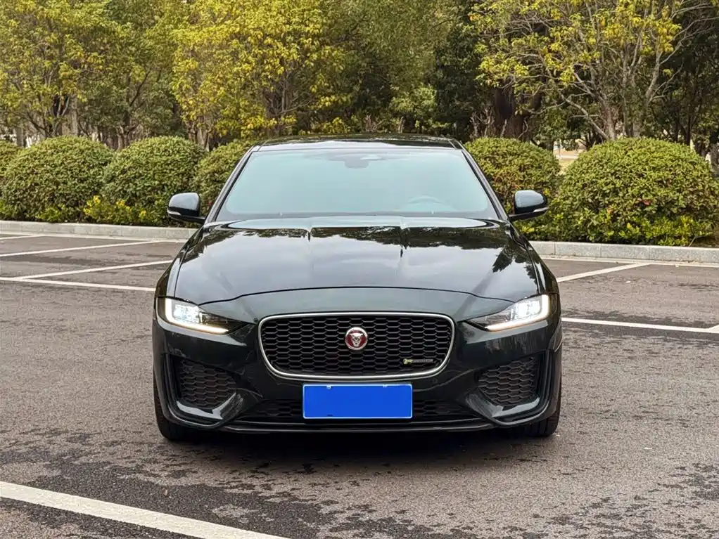 Jaguar XEL 2023 2.0T 250PS R-DYNAMIC S Advanced Sports Edition купить на сайте DeffCars
