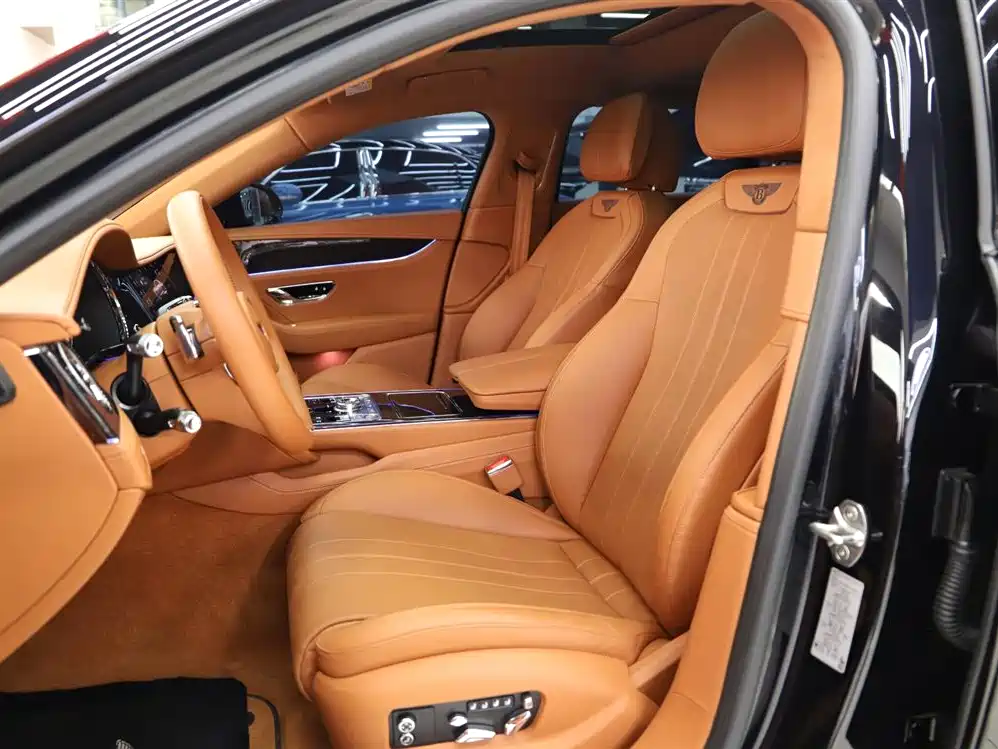 Flying Spur 2022 4.0T V8 Standard Edition купить на сайте DeffCars