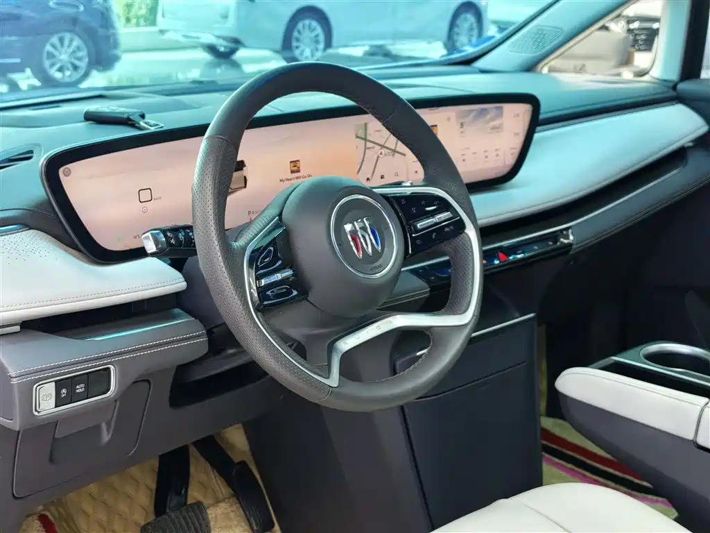 Buick GL8 2025 Lu Zun Smart Edition купить на сайте DeffCars