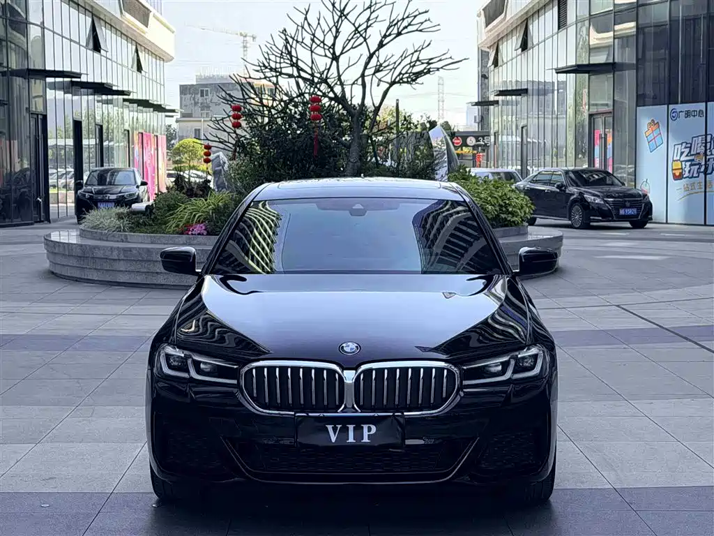 BMW 5 Series 2022 facelift 2 530Li leading M sports package купить на сайте DeffCars