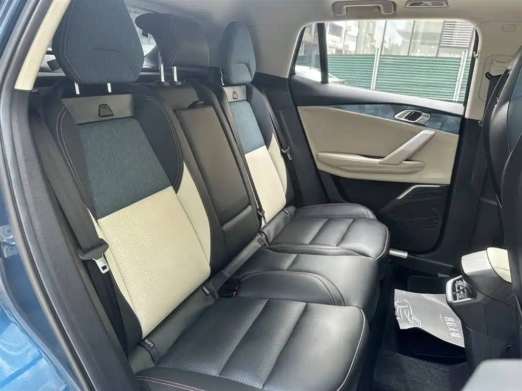 Lynk & Co 06 2020 1.5T Yao Halo купить на сайте DeffCars