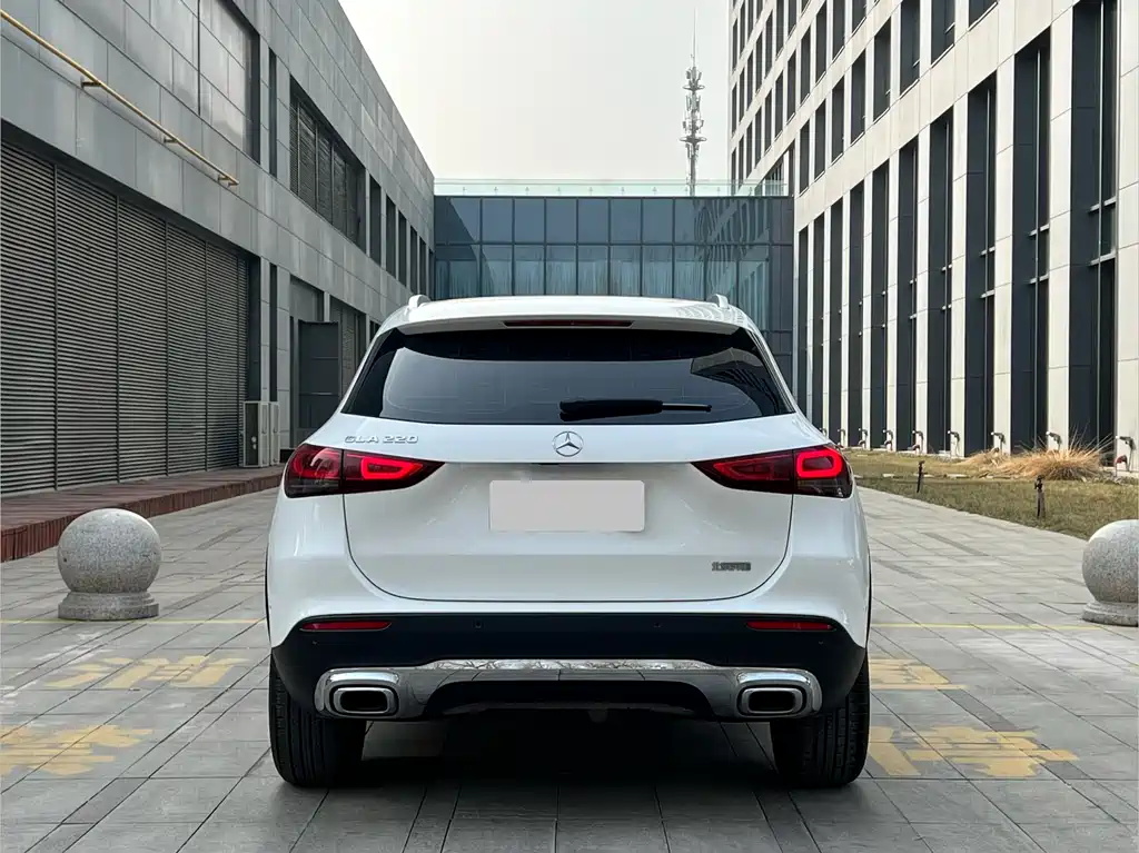 Mercedes-Benz GLA 2023 GLA 220 купить на сайте DeffCars