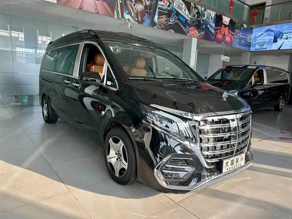 Vito 2024 2.0T Business Edition 7 seats купить на сайте DeffCars