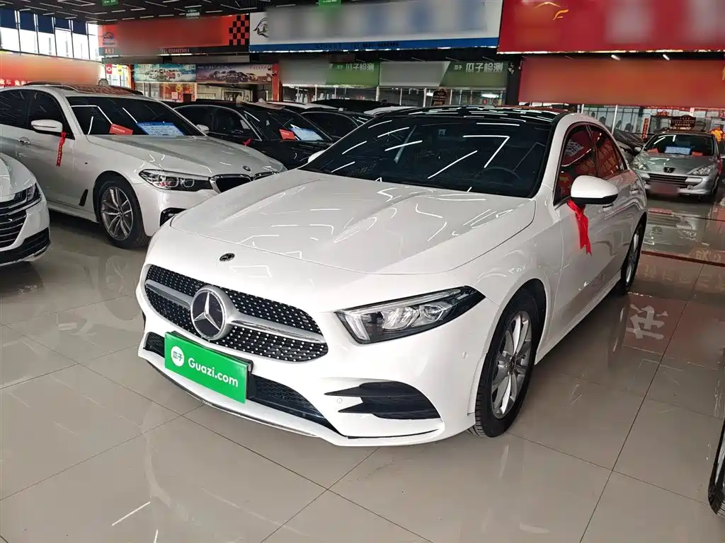 Mercedes-Benz A-Class 2022 Facelift A 200 L Sports Sedan Fashionable купить на сайте DeffCars