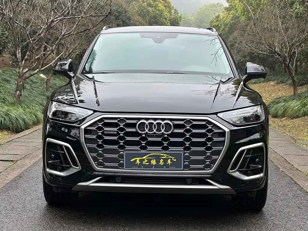 Audi Q5L 2022 facelift 40T luxury and dynamic model купить на сайте DeffCars