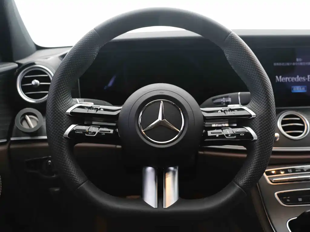 Mercedes-Benz E-Class New Energy 2023 E 350 e L plug-in hybrid sports sedan купить на сайте DeffCars