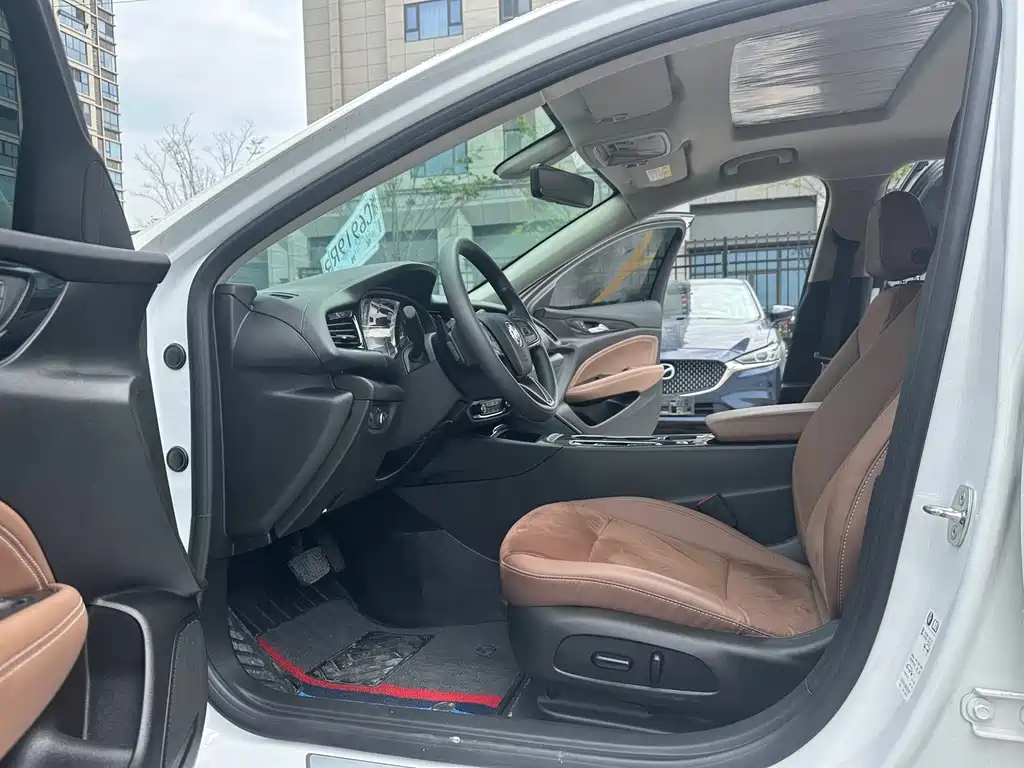 Regal 2022 552T smart model купить на сайте DeffCars