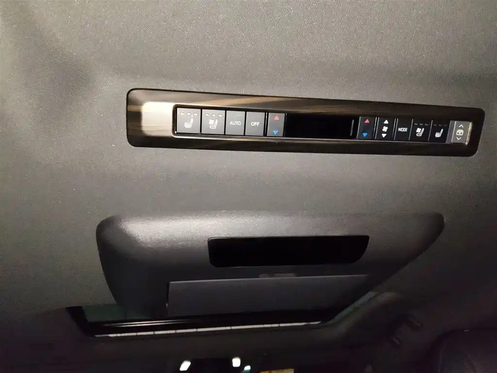 Grevia 2022 2.5L hybrid flagship version купить на сайте DeffCars