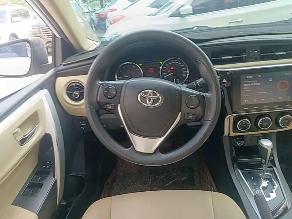 Corolla 2017 facelift 1.2T S-CVT GL-i купить на сайте DeffCars