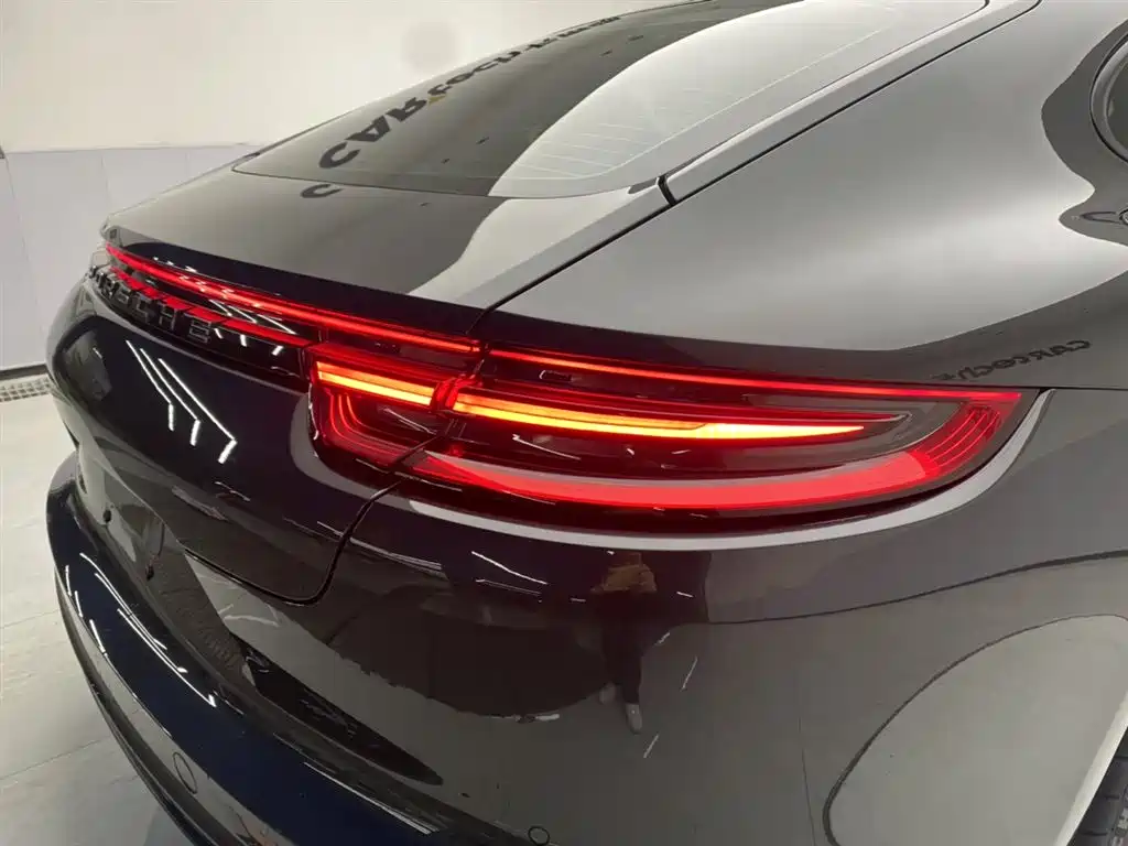 Panamera 2019 Panamera Executive Extended Edition 2.9T купить на сайте DeffCars