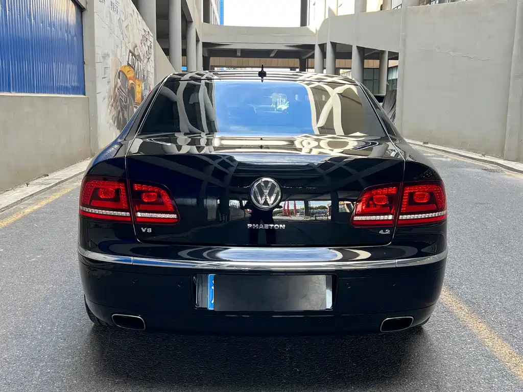 Phaeton 2012 4.2L luxury customization купить на сайте DeffCars