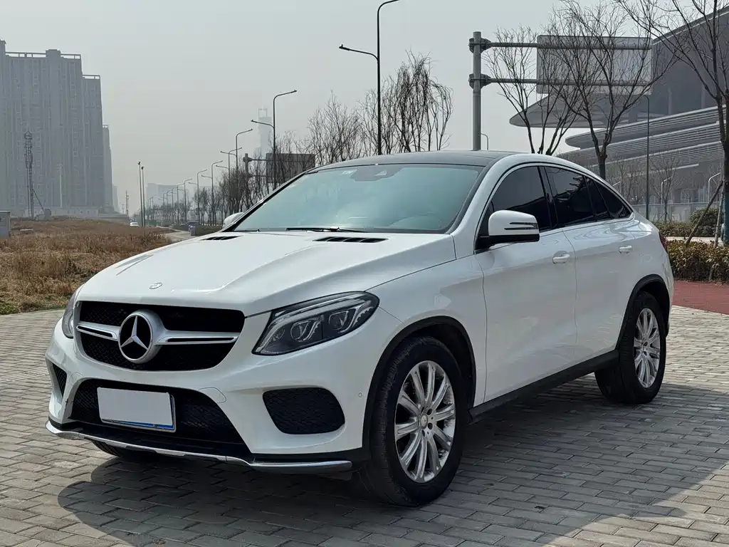 Mercedes-Benz GLE Coupe 2015 GLE 320 4MATIC Coupe SUV купить на сайте DeffCars