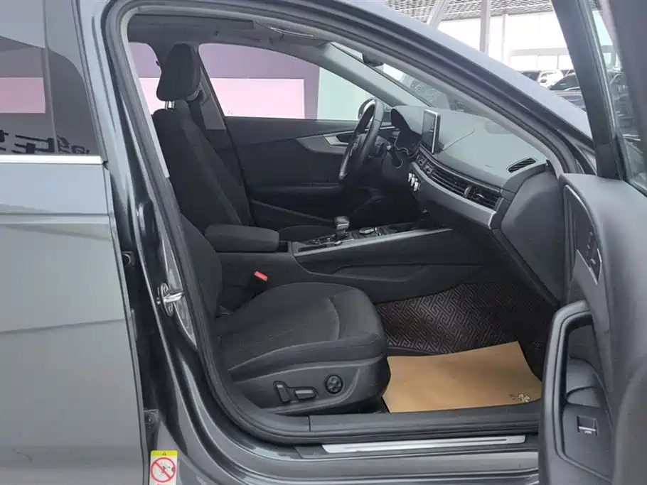 Audi A4L 2019 40 TFSI Enterprising National VI купить на сайте DeffCars