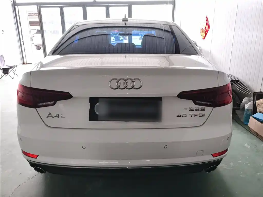 Audi A4L 2018 30th Anniversary Model 40 TFSI Enterprising купить на сайте DeffCars