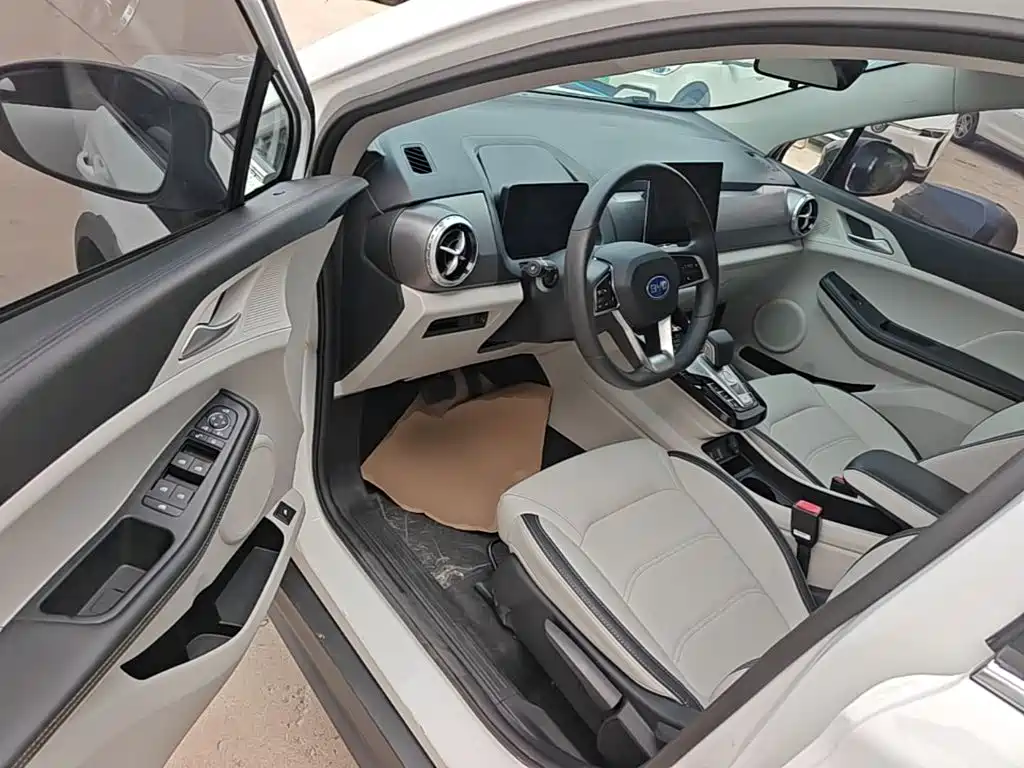 Yuan Pro 2021 model 401KM luxury model купить на сайте DeffCars
