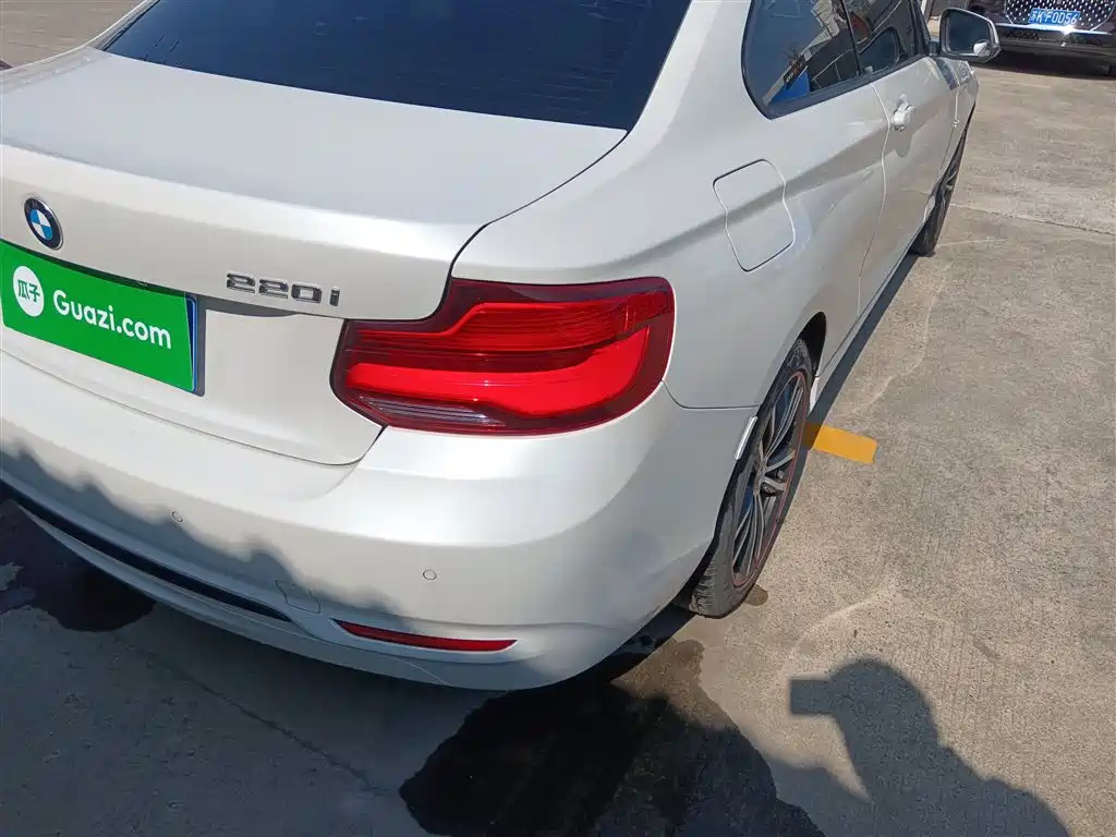 BMW 2 Series Imported 2018 220i Sports Design Package купить на сайте DeffCars