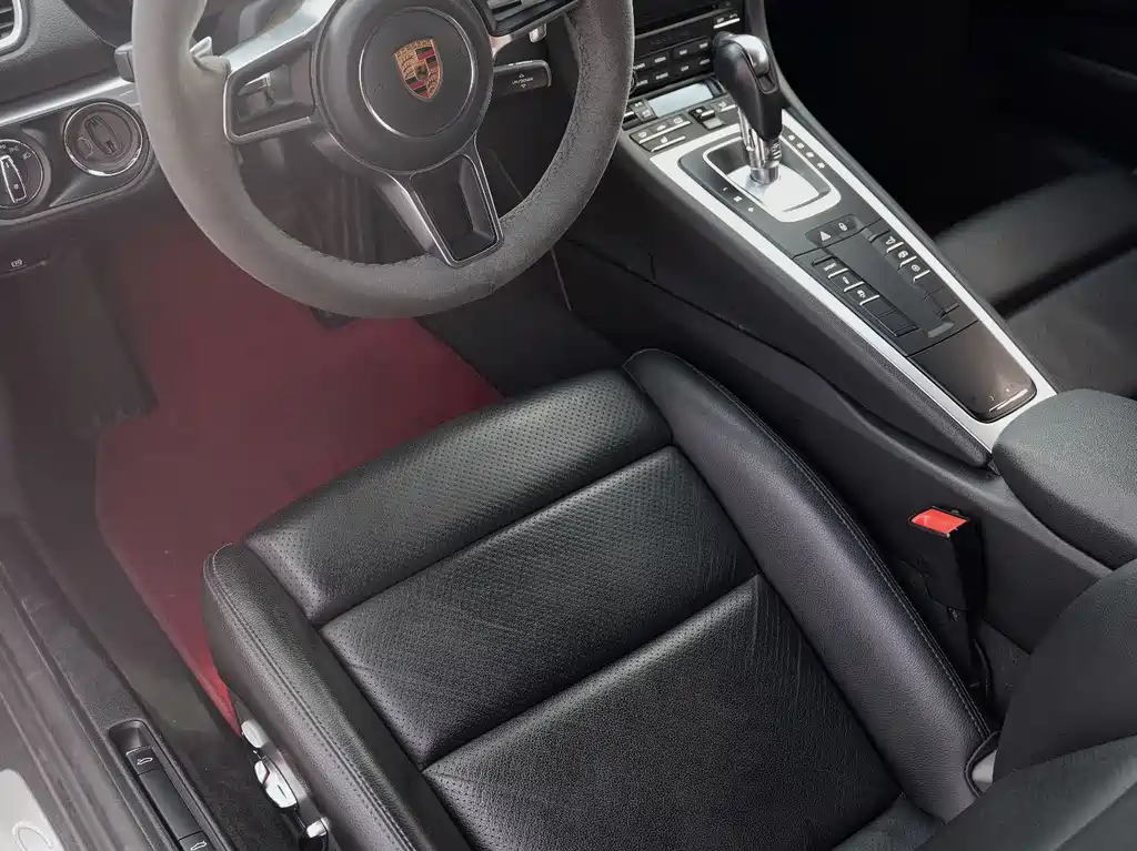 Porsche 718 2018 Cayman 2.0T купить на сайте DeffCars