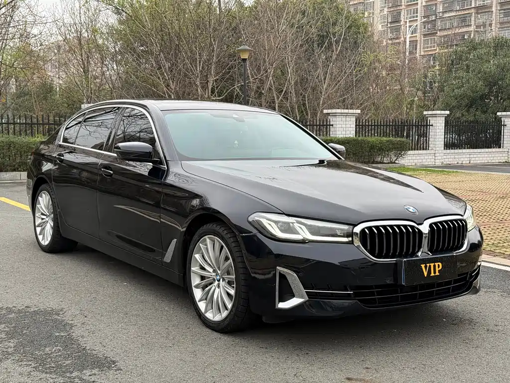 BMW 5 Series 2022 Facelift 2 530Li Exclusive Luxury Package купить на сайте DeffCars