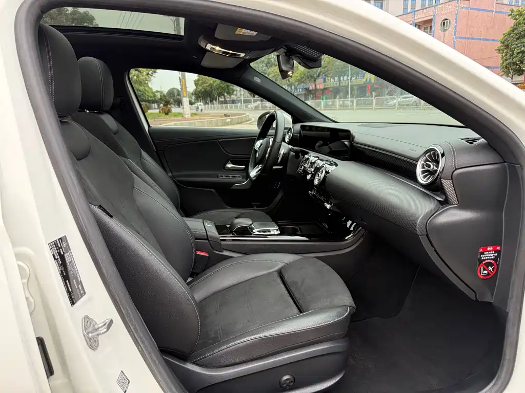Mercedes-Benz A-Class 2020 A 200 L Sports Sedan купить на сайте DeffCars