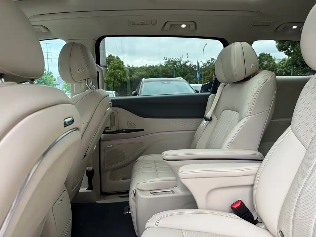 Lantu Dreamer 2022 Low Carbon Version Want + Smart Driving Package купить на сайте DeffCars