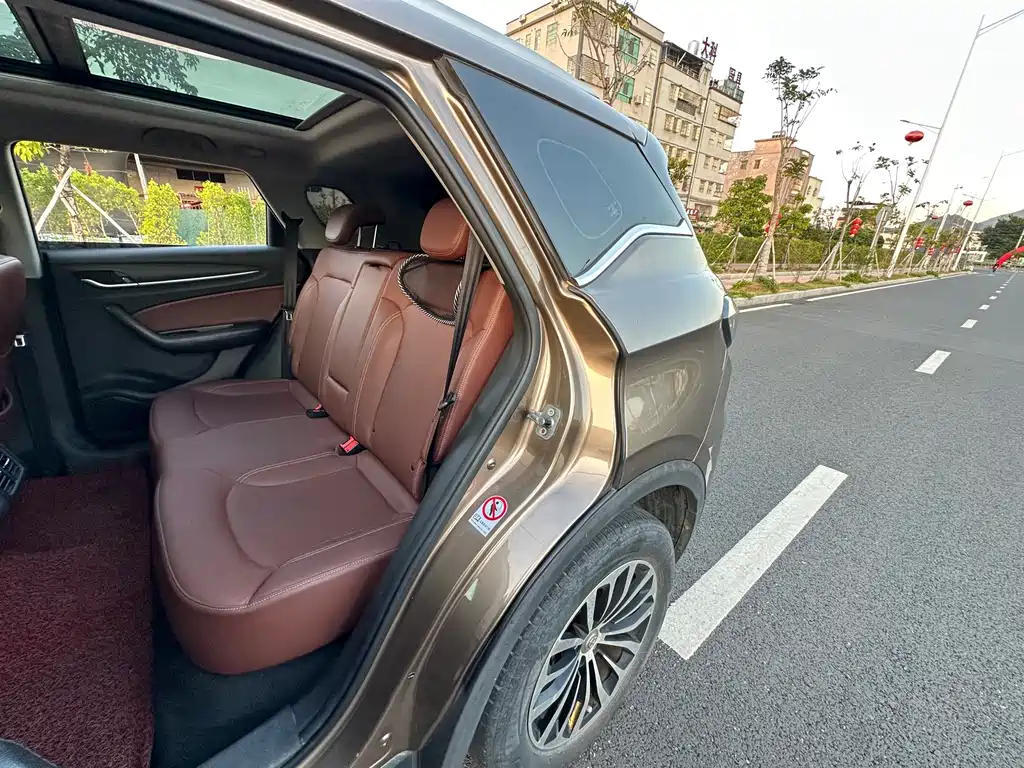 Zhonghua V6 2018 1.5T automatic premium model купить на сайте DeffCars