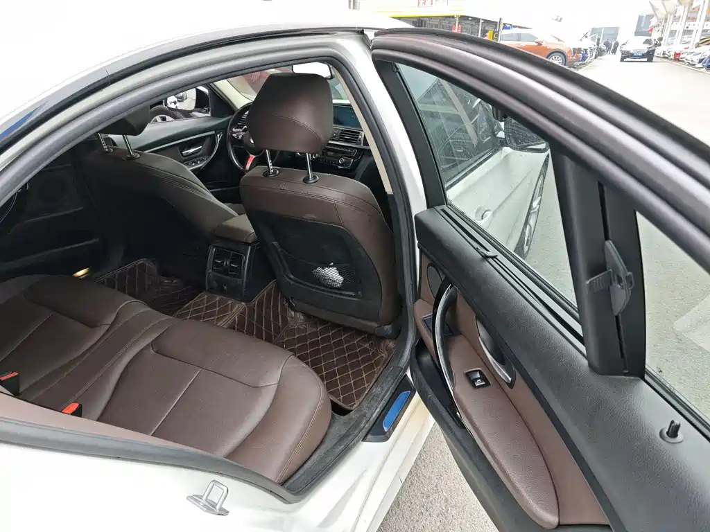 BMW 3 Series 2018 320Li Leading M Sports Package купить на сайте DeffCars