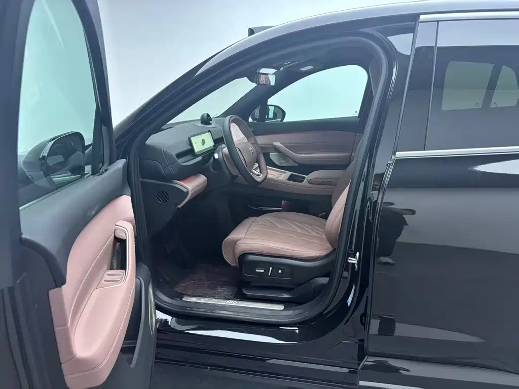 NIO EC6 2025 model 75kWh купить на сайте DeffCars