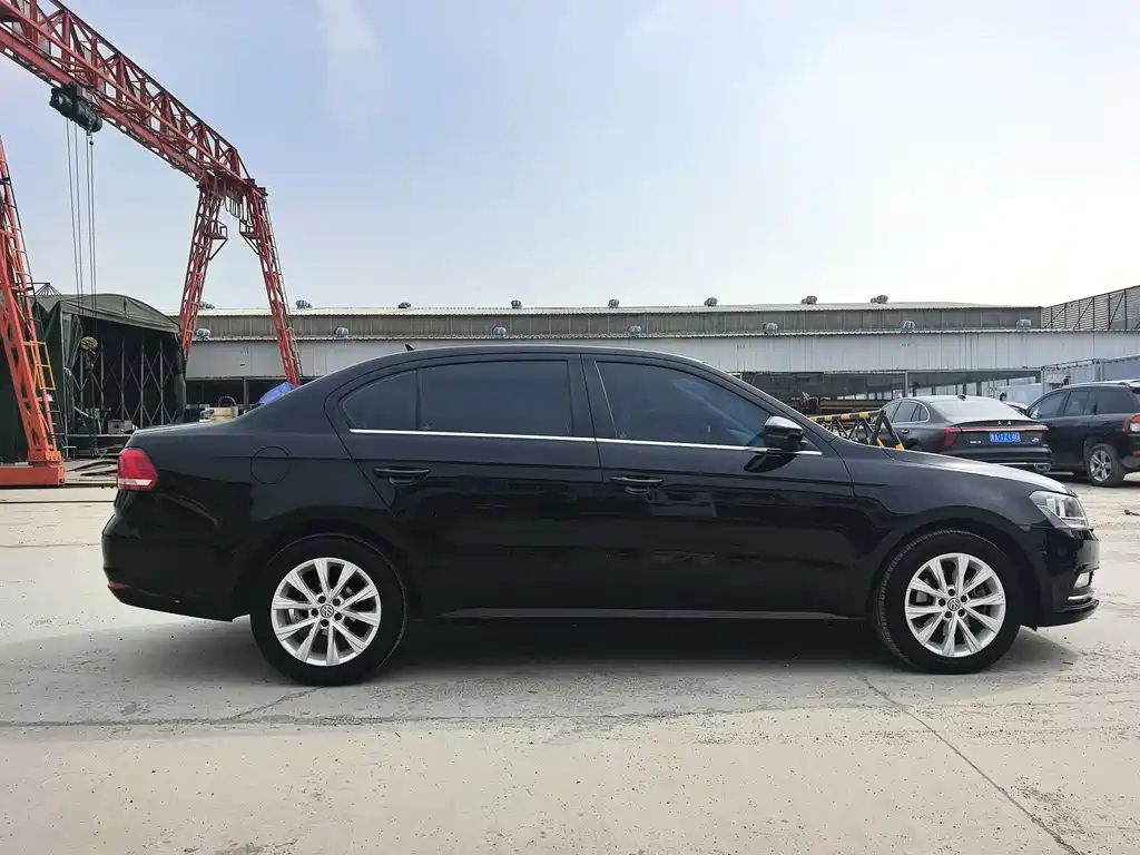 Lavida 2017 230TSI DSG Comfort Edition купить на сайте DeffCars
