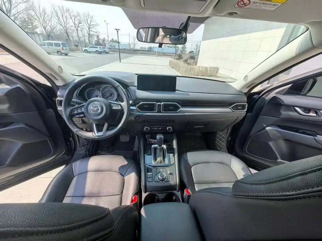 Mazda CX-5 2024 2.0L automatic two-wheel drive comfort model купить на сайте DeffCars
