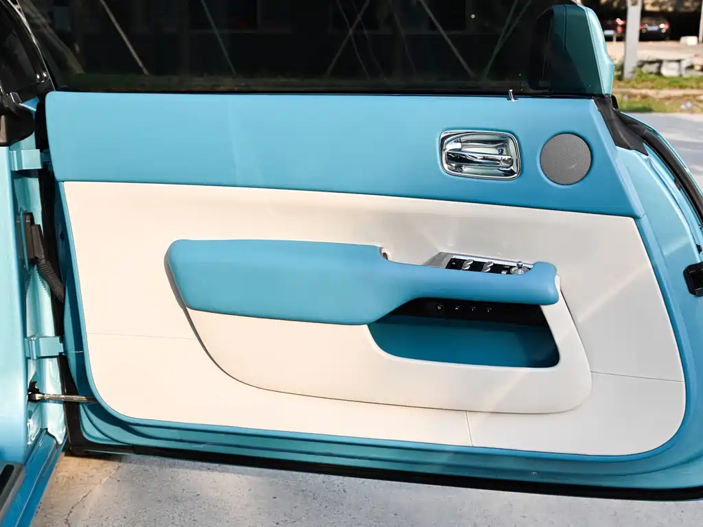 Phantom 2018 6.6T standard model купить на сайте DeffCars