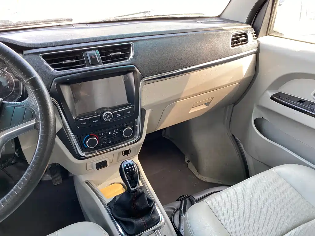 New Hiace X30L 2019 1.5L Fortune Edition National VI SWC15M купить на сайте DeffCars