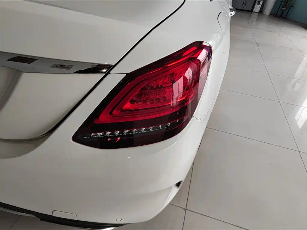 Mercedes-Benz C-Class 2019 C 260 L Sports Edition купить на сайте DeffCars