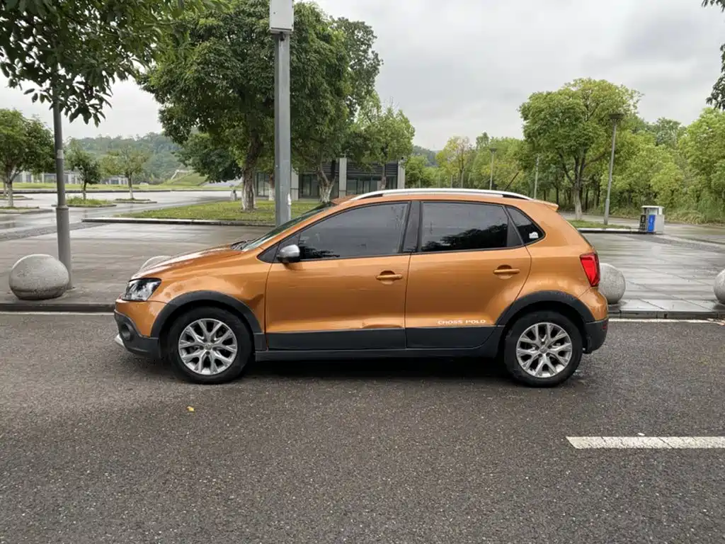 Polo 2014 1.6L Cross Polo automatic купить на сайте DeffCars