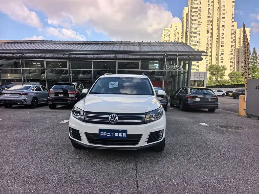 Tiguan 2013 1.8TSI automatic two-wheel drive luxury model купить на сайте DeffCars