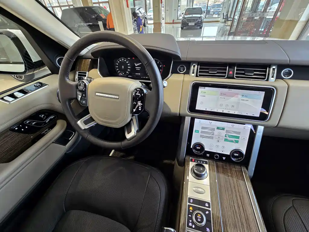 Range Rover 2019 3.0 SCV6 Legend Edition купить на сайте DeffCars