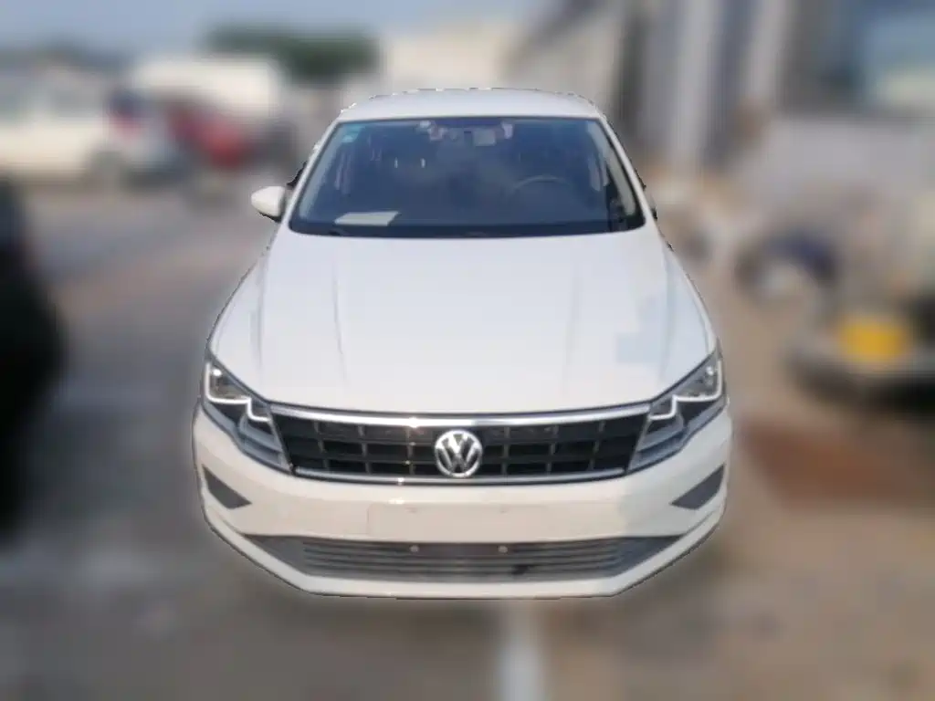 Jetta 2017 1.4L manual fashion model купить на сайте DeffCars