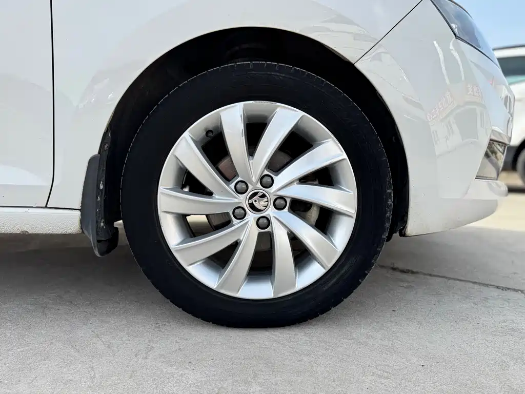 Xinrui 2019 1.5L automatic comfort version National VI купить на сайте DeffCars