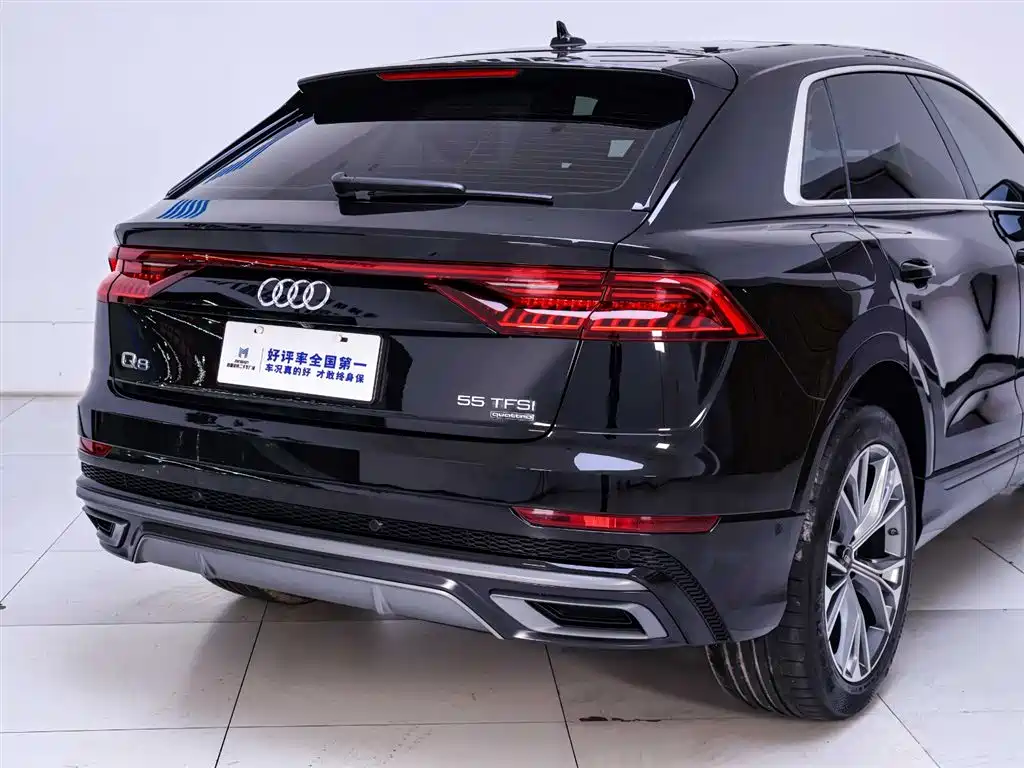 Audi Q8 2022 55 TFSI luxury and dynamic model купить на сайте DeffCars