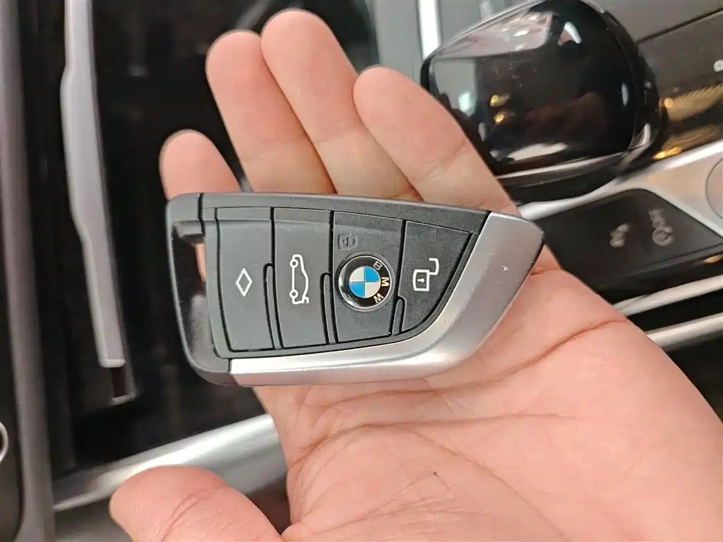 BMW 3 Series 2022 facelift 320Li M Sports Package купить на сайте DeffCars