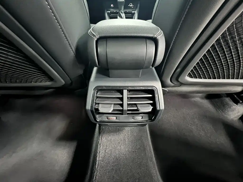 Audi Q3 2022 35 TFSI Fashionable and Dynamic купить на сайте DeffCars