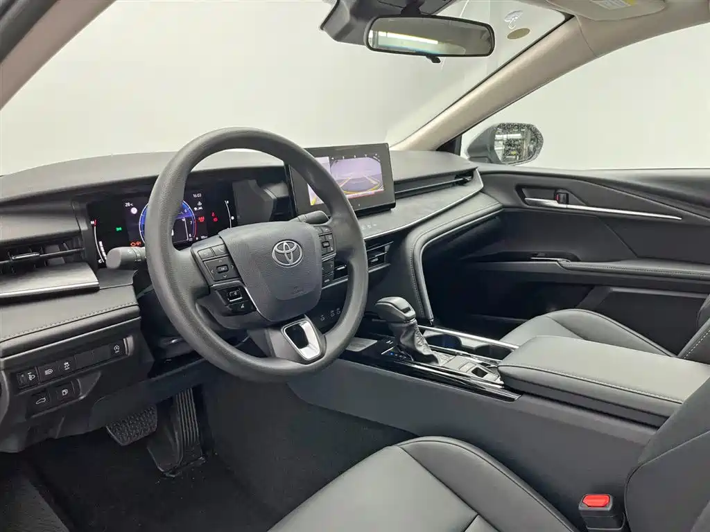 Camry 2026 2.0E Elite Edition купить на сайте DeffCars
